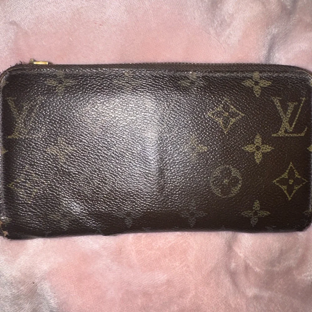 Louis Vuitton Brown Monogram Zip Wallet (rehab)